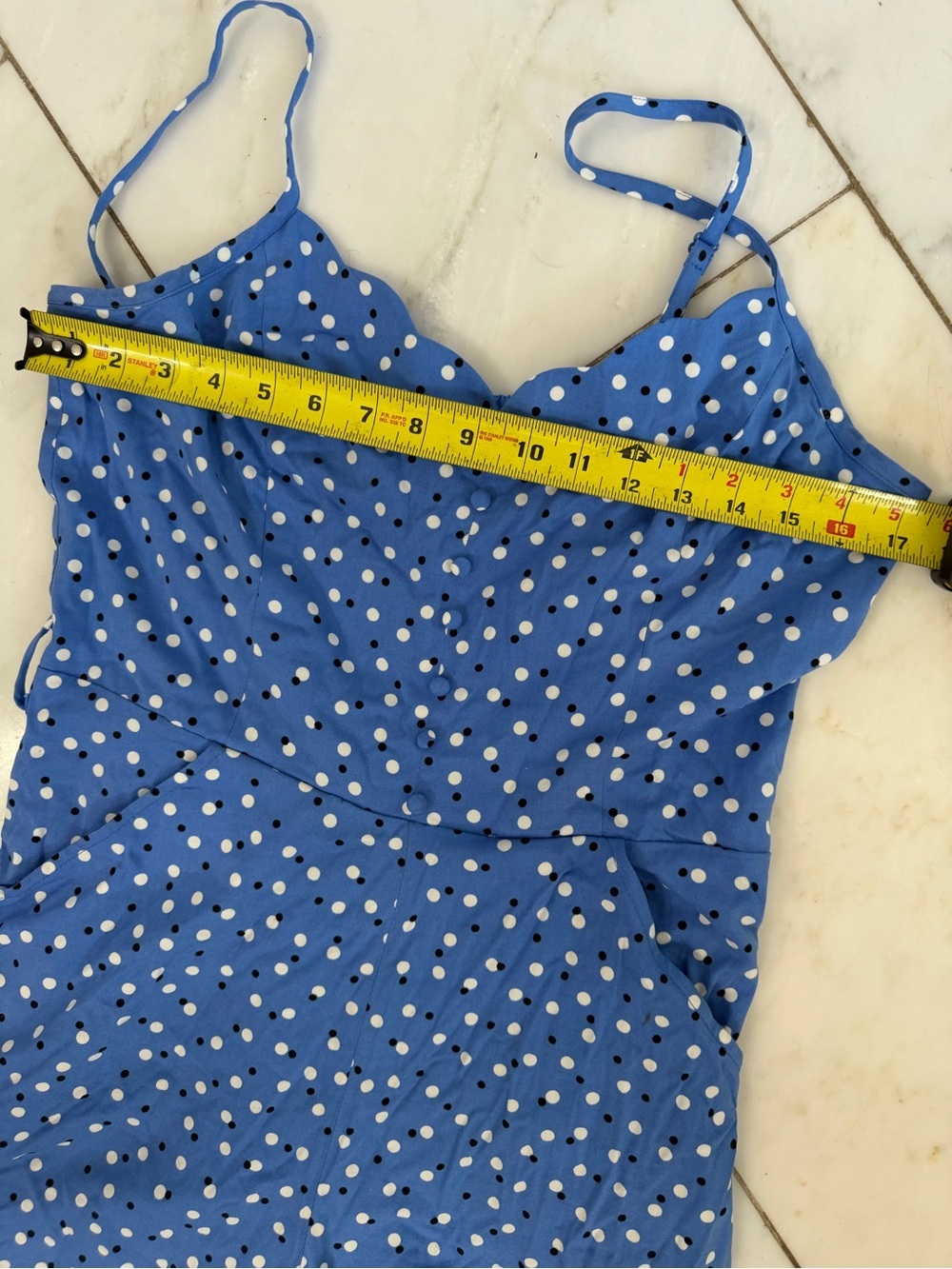 Market & Spruce Women’s Large scalloped neckline light blue polka dot romper - Picture 6 of 9